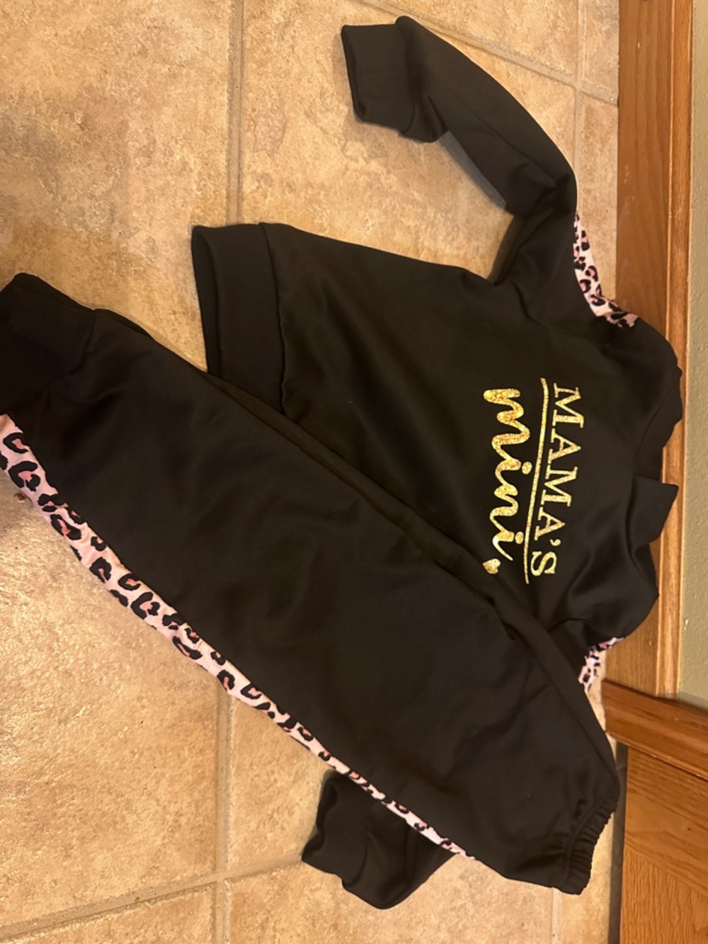 Mama's Mini Black & Pink Girls' Jogger Set. Size 6. Worn once.